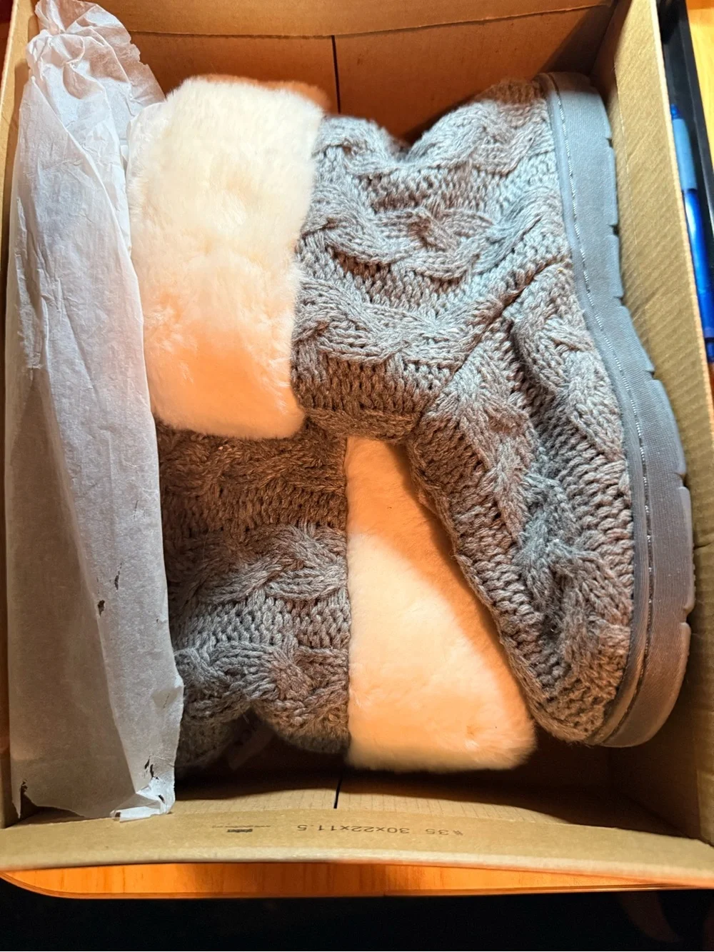 Clark’s Cozy Knit Faux-Fur Lined Slipper Boots - Gray & Cream